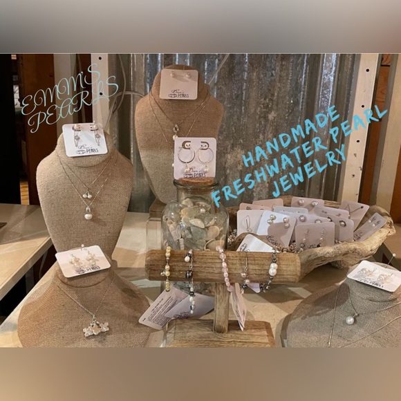 GOING LIVE TBD PDT Cali ♥️ like this listing follow to get notified - Picture 3 of 8